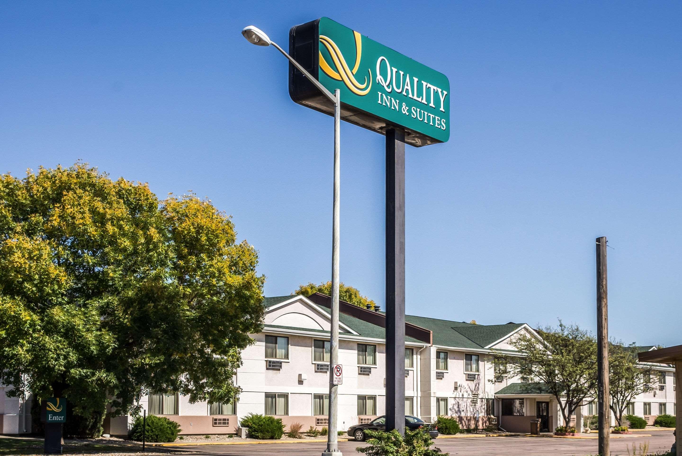 Quality Inn & Suites South Су-Фолс Экстерьер фото