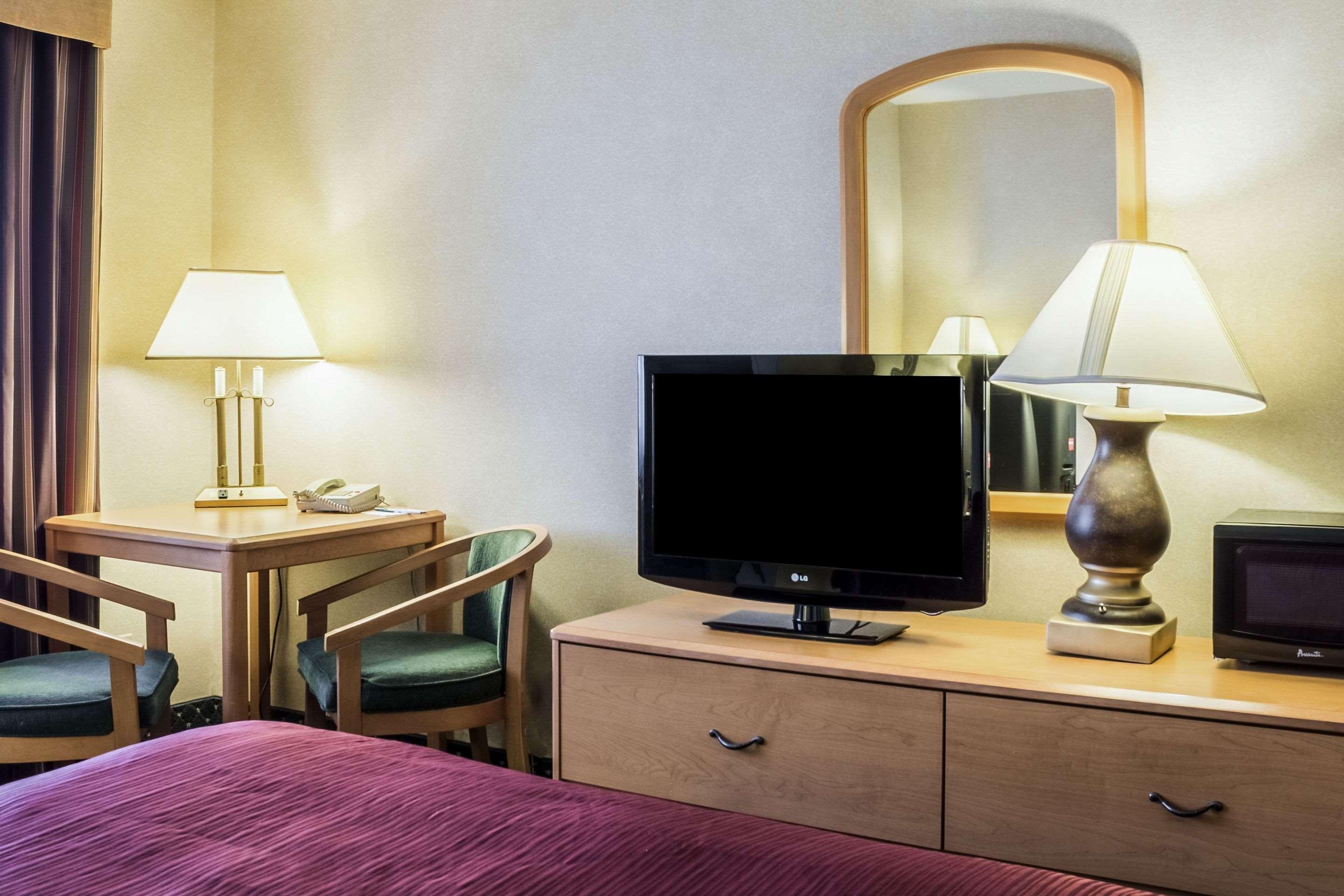 Quality Inn & Suites South Су-Фолс Экстерьер фото