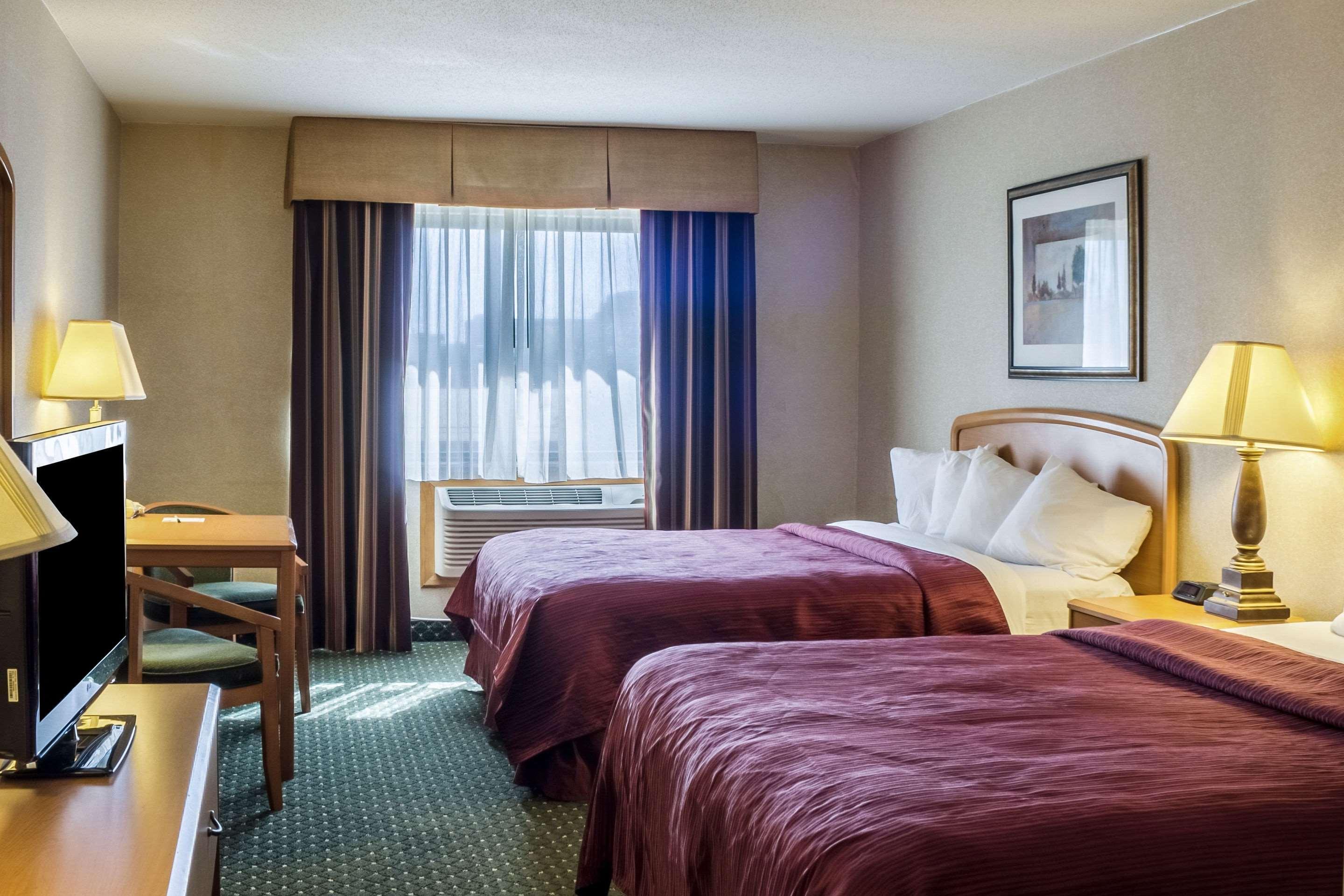 Quality Inn & Suites South Су-Фолс Экстерьер фото