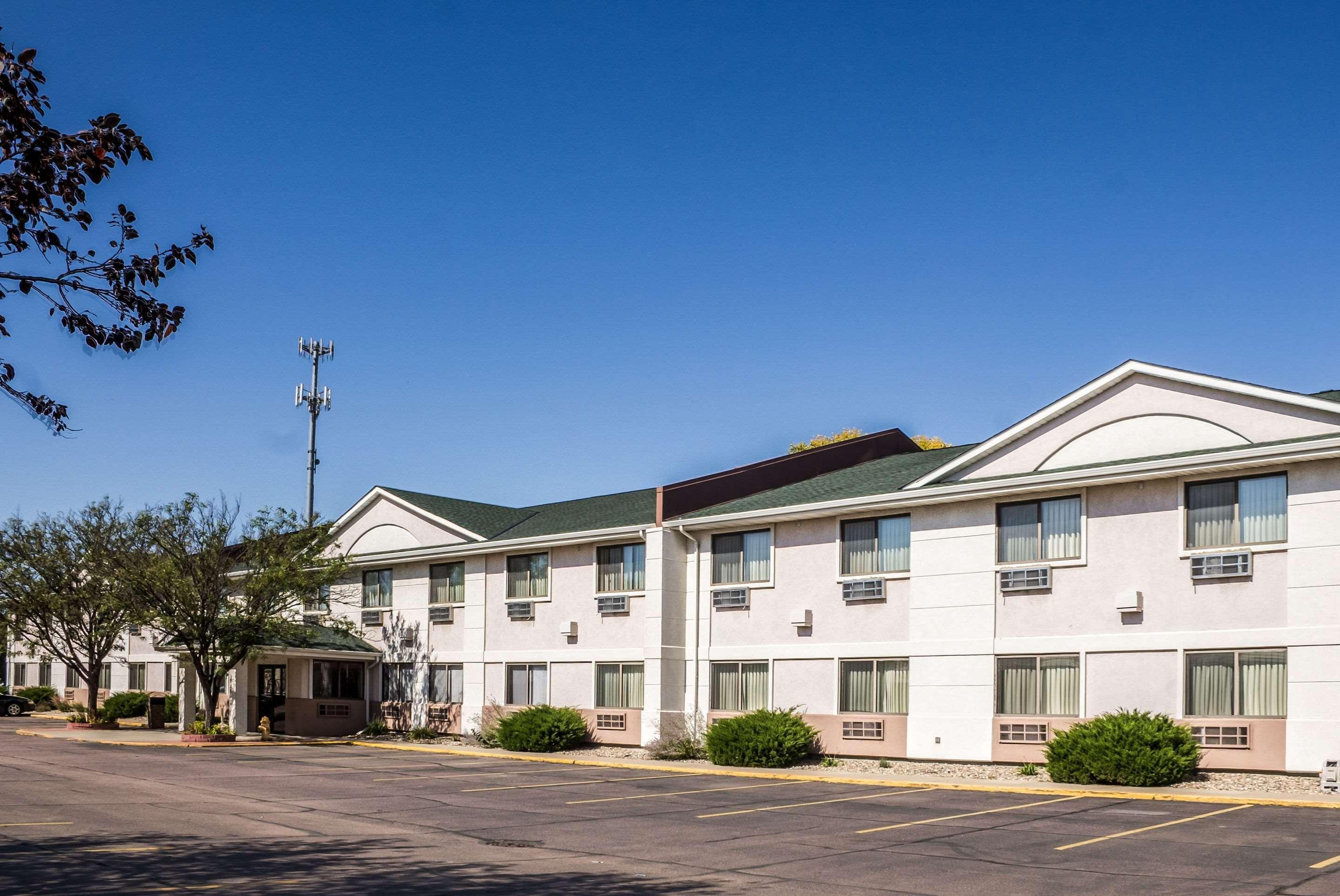 Quality Inn & Suites South Су-Фолс Экстерьер фото