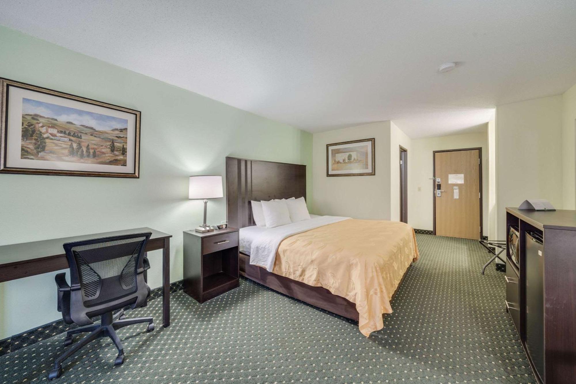 Quality Inn & Suites South Су-Фолс Экстерьер фото