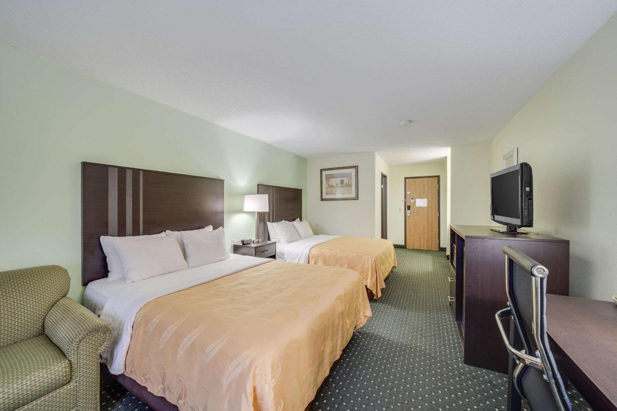 Quality Inn & Suites South Су-Фолс Экстерьер фото