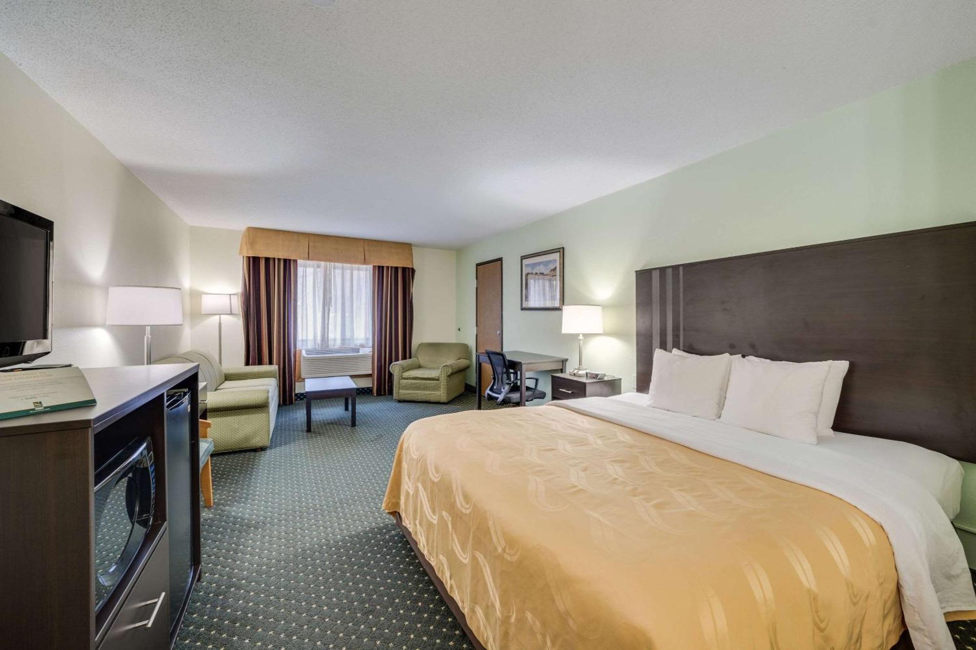 Quality Inn & Suites South Су-Фолс Экстерьер фото