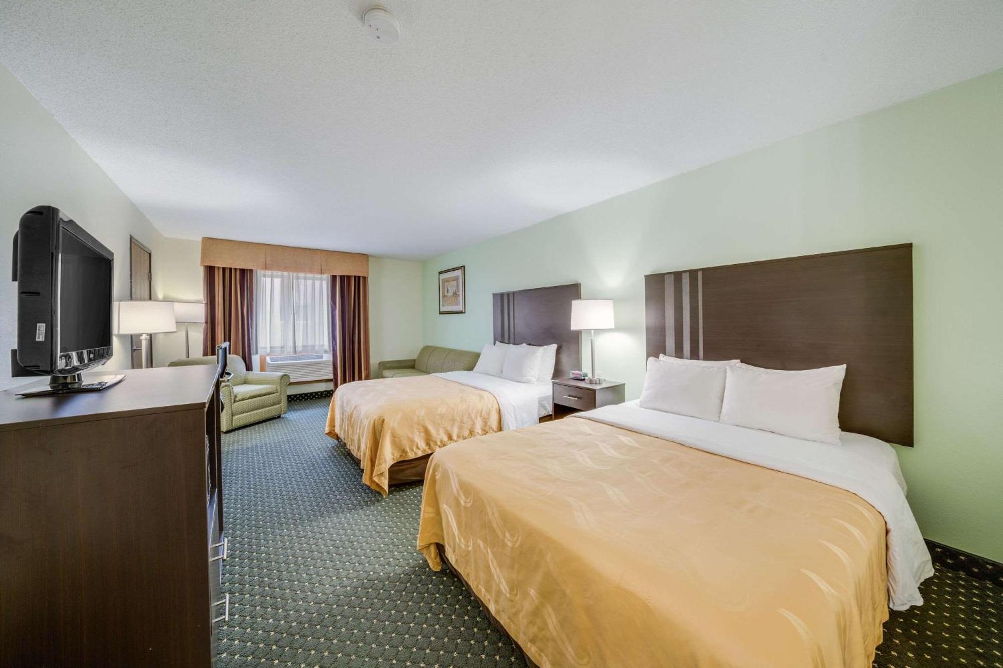 Quality Inn & Suites South Су-Фолс Экстерьер фото