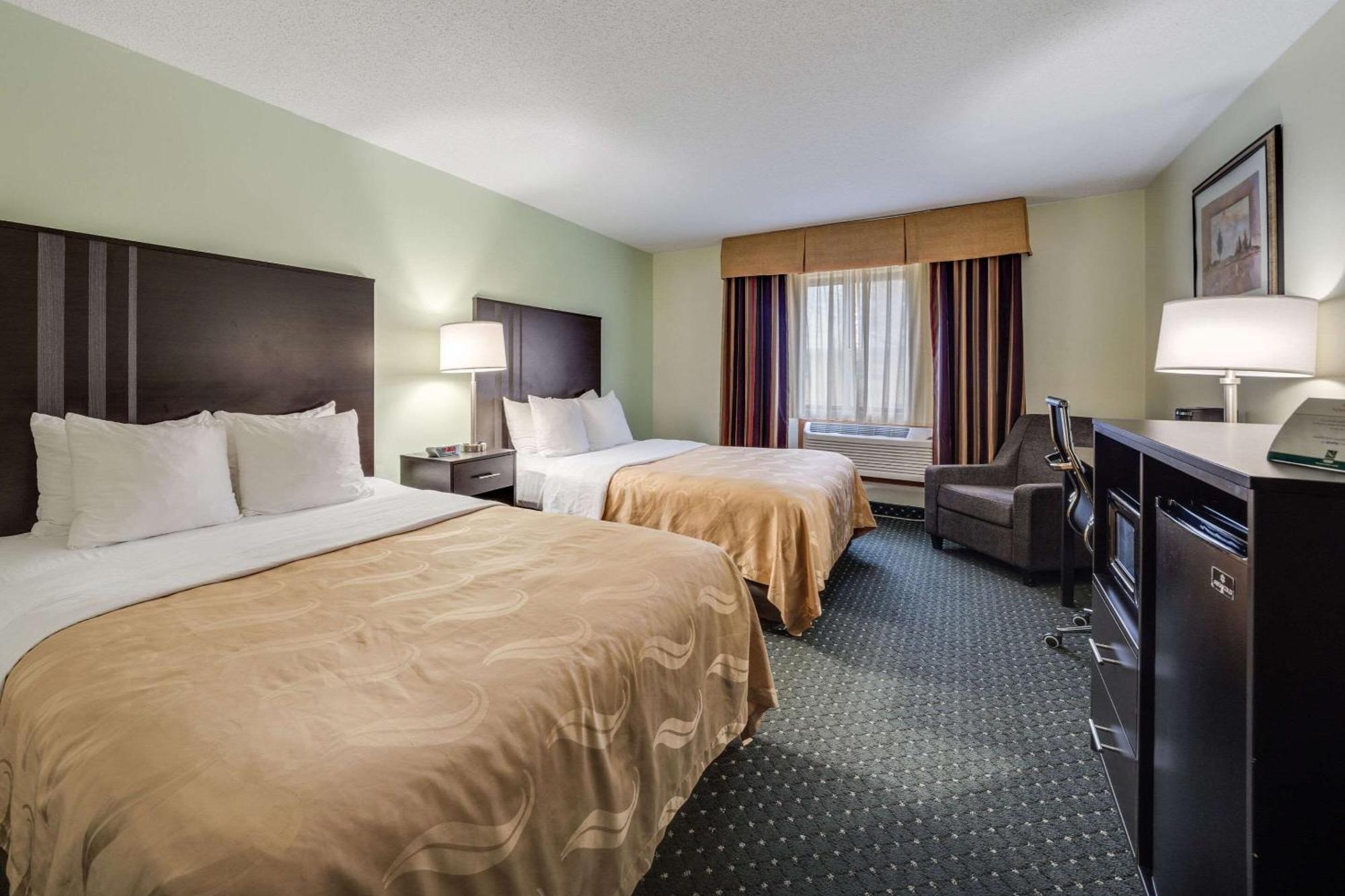 Quality Inn & Suites South Су-Фолс Экстерьер фото