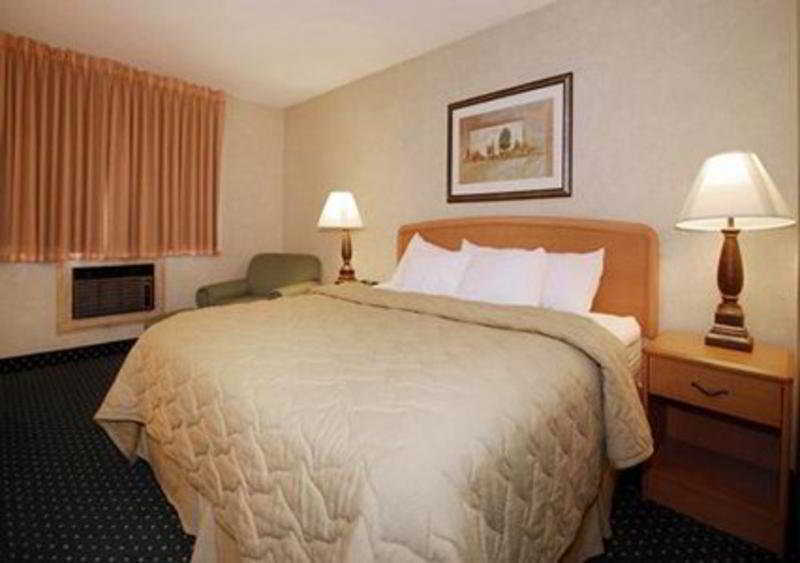 Quality Inn & Suites South Су-Фолс Экстерьер фото